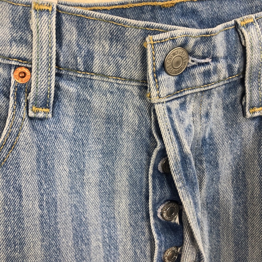 ✖️SOLD✖️•LEVI’S•501 Tango Striped High Rise Shorts - Picture 4 of 10